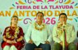 Eduardo Ramírez y Salomón Jara celebran la hermandad de Chiapas y Oaxaca en La Guelaguetza