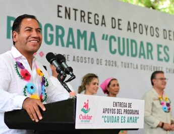Eduardo Ramírez fortalece atención al magisterio y entrega apoyos del programa Cuidar es Amar