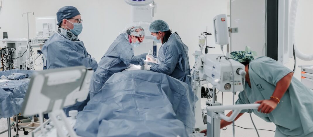 Realiza IMSS Chiapas cirugía endovascular de alta complejidad en el HGRE No. 13